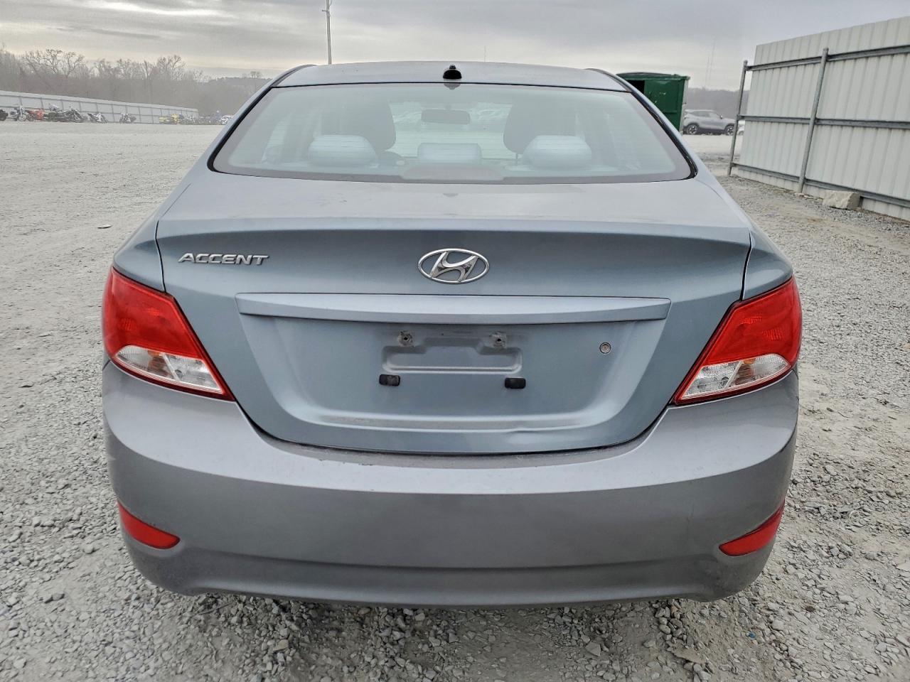 2017 HYUNDAI ACCENT photo 6