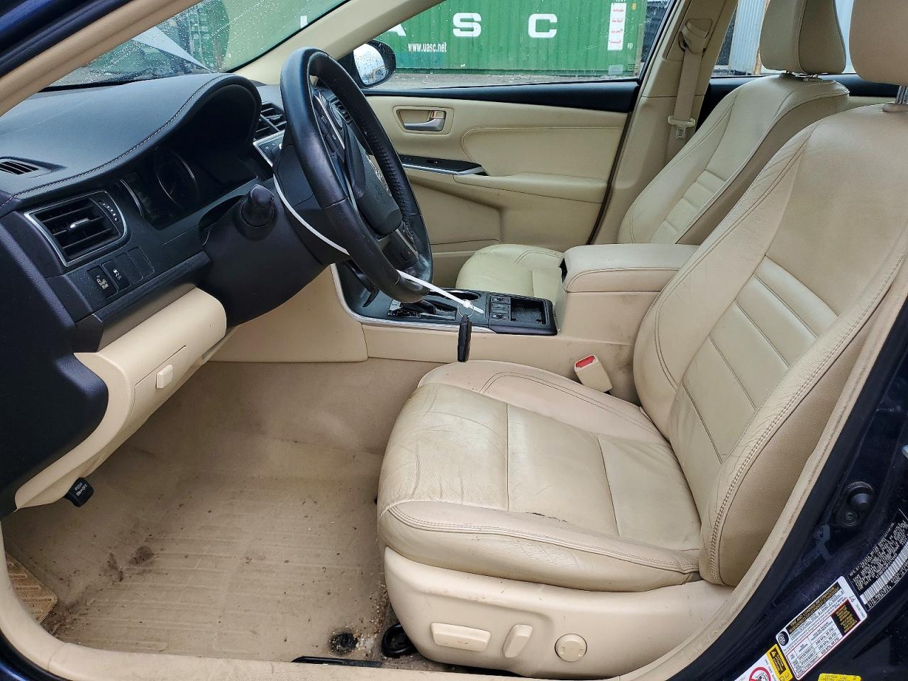 2015 TOYOTA CAMRY HYBRID photo 7