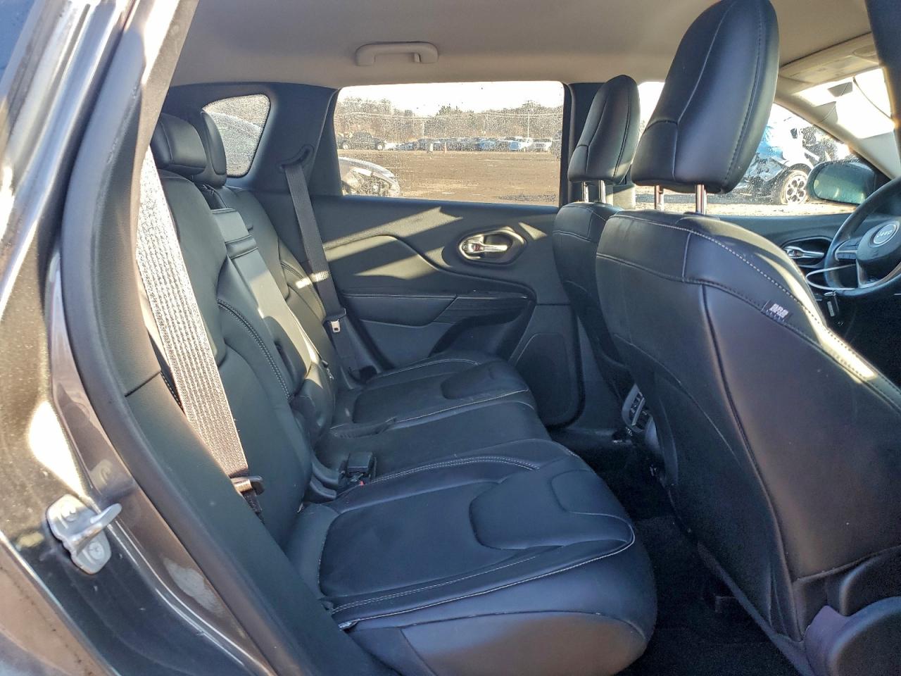 2014 JEEP CHEROKEE LIMITED photo 11