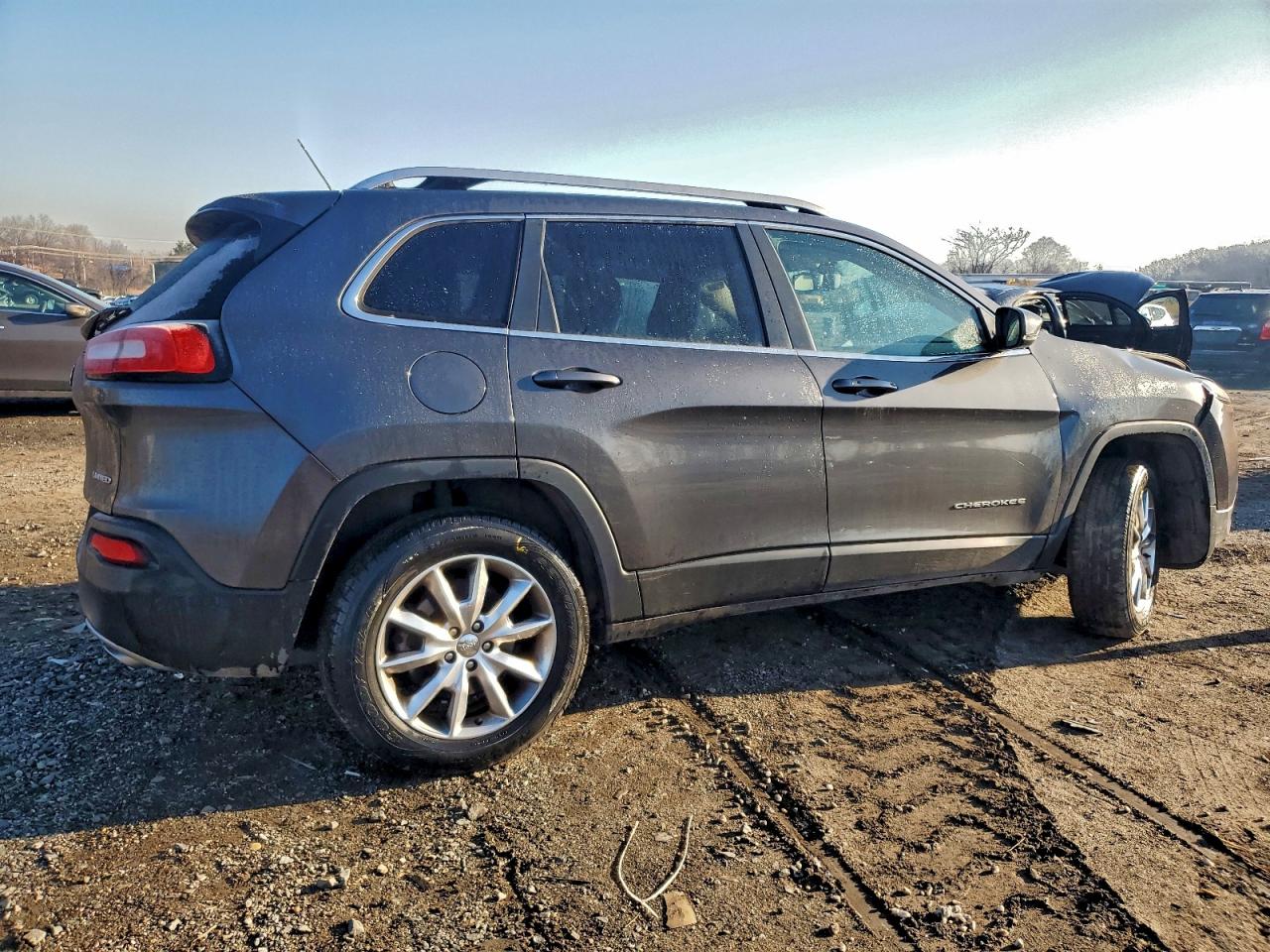 2014 JEEP CHEROKEE LIMITED photo 3