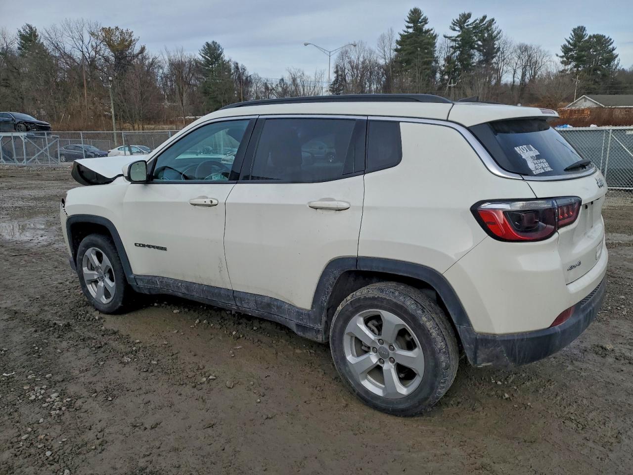 2021 JEEP COMPASS LATITUDE photo 2
