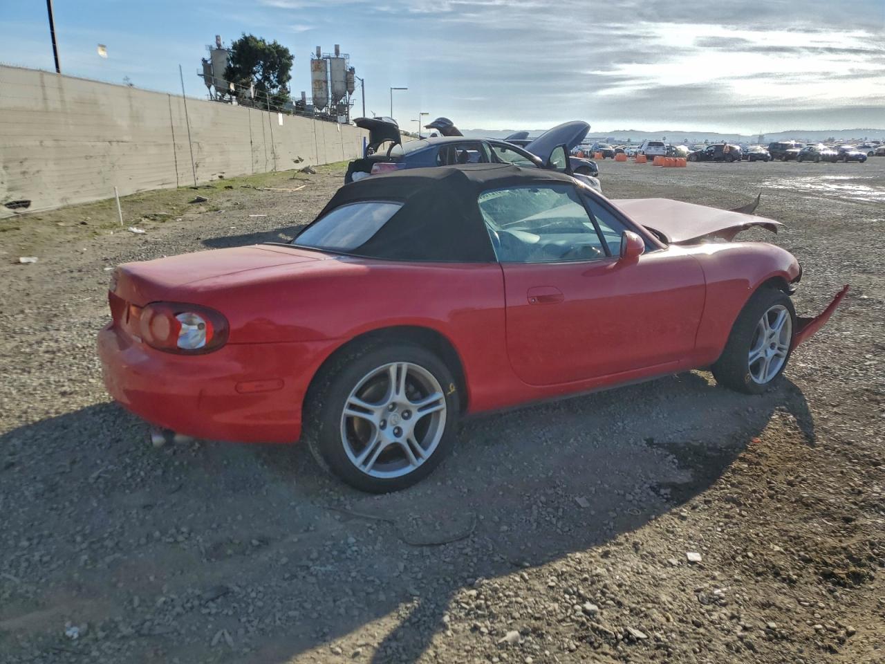 2004 MAZDA MX-5 MIATA BASE photo 3