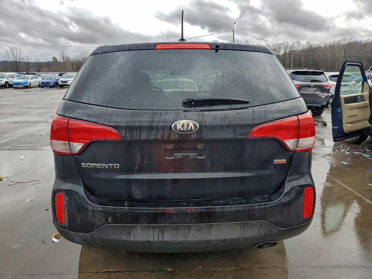 2014 KIA SORENTO LX photo 11