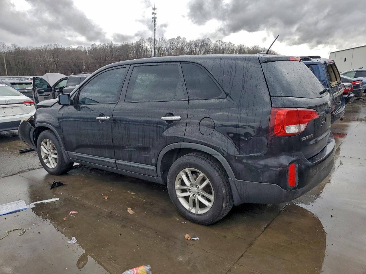 2014 KIA SORENTO LX photo 3