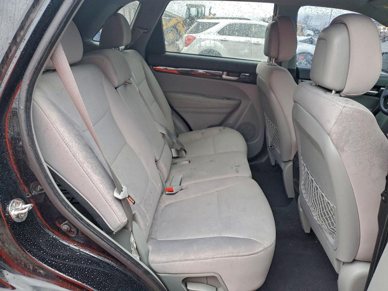 2014 KIA SORENTO LX photo 21