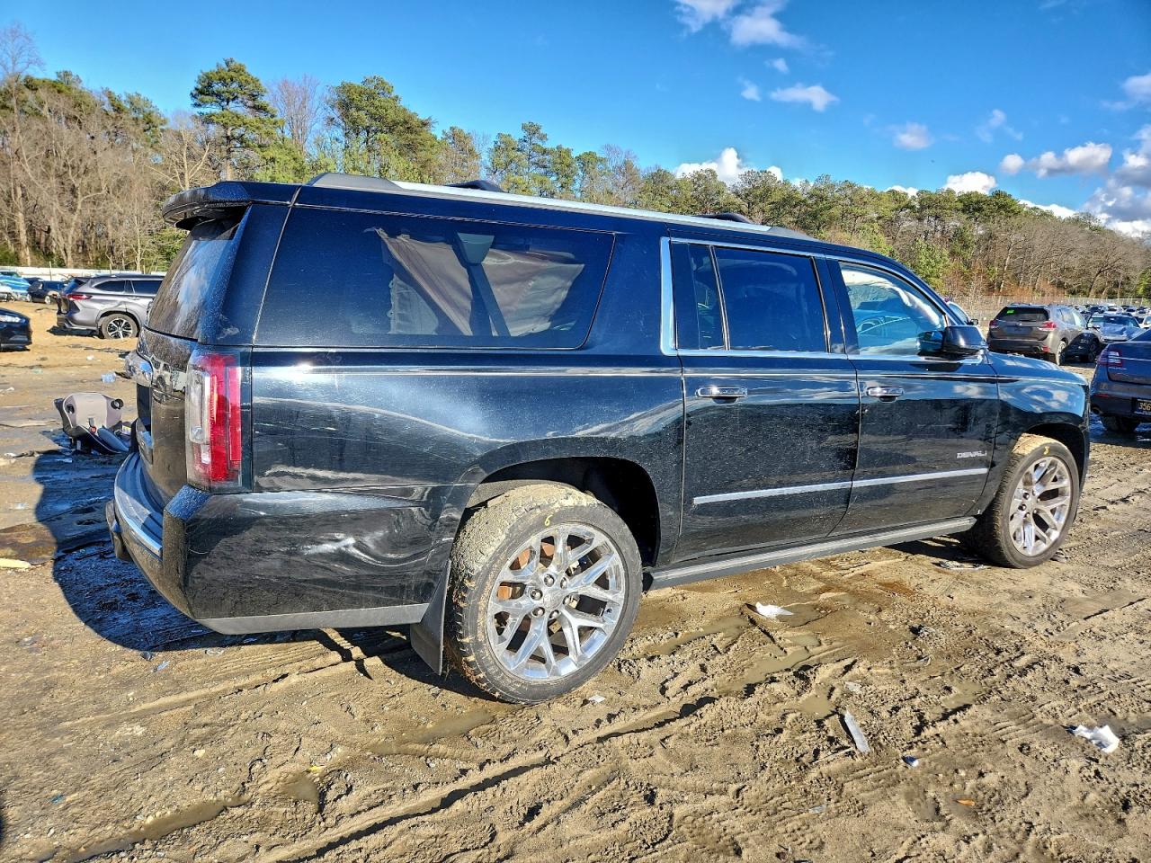 2015 GMC YUKON XL DENALI photo 5