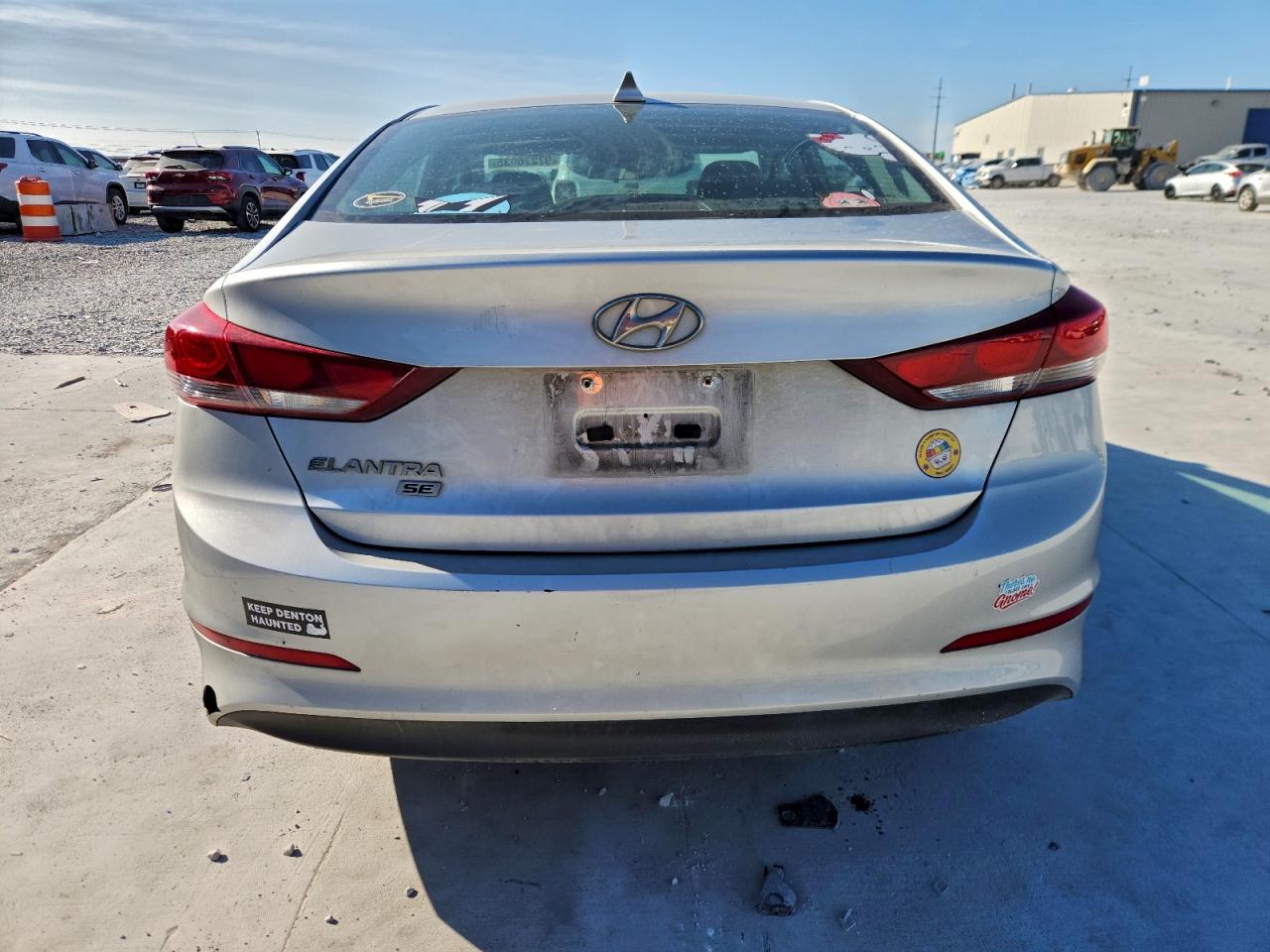 2017 HYUNDAI ELANTRA SE photo 16