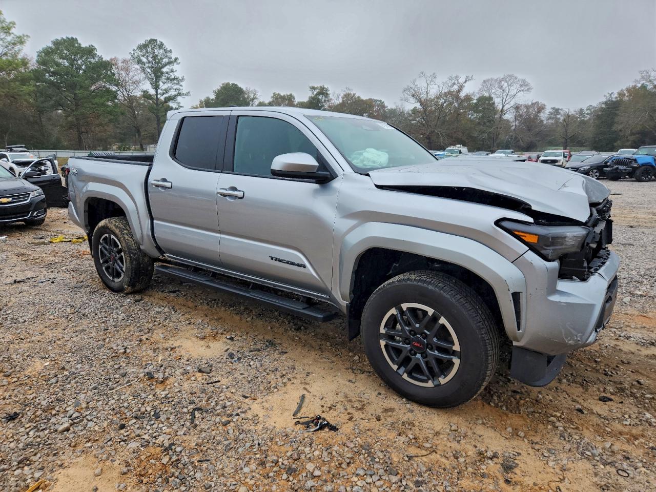 2024 TOYOTA TACOMA DOUBLE CAB photo 7