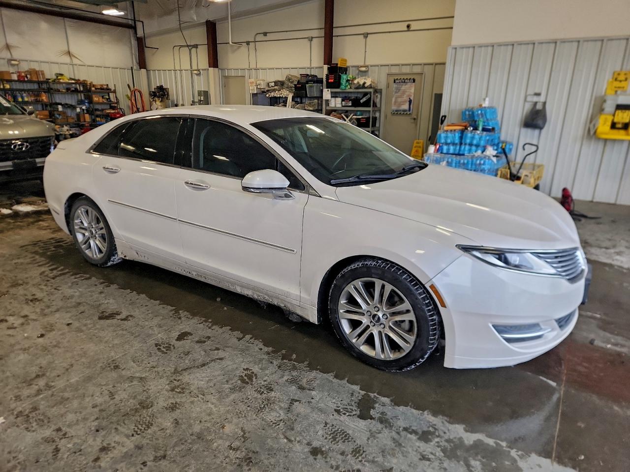 2015 LINCOLN MKZ photo 4