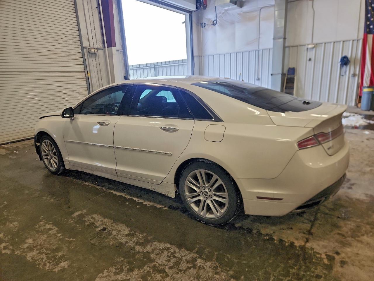 2015 LINCOLN MKZ photo 2