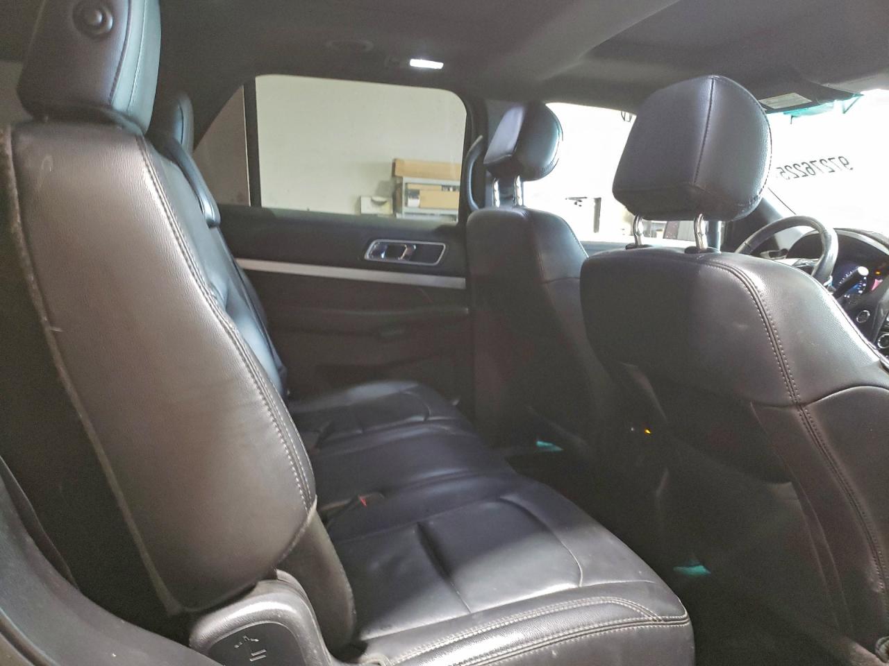 2017 FORD EXPLORER XLT photo 11