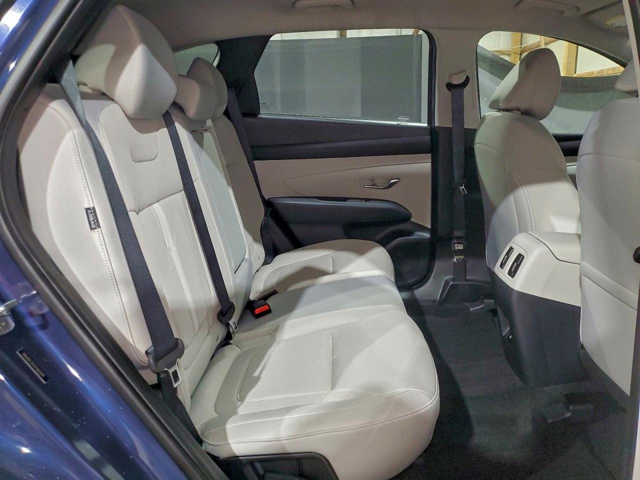 2026 HYUNDAI TUCSON SEL photo 11