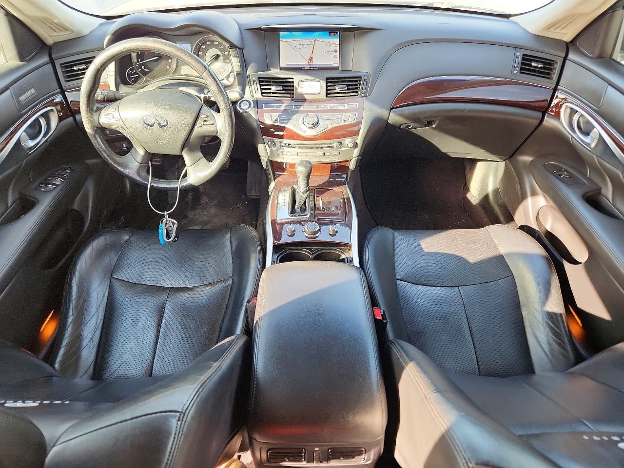 2012 INFINITI M37 photo 8