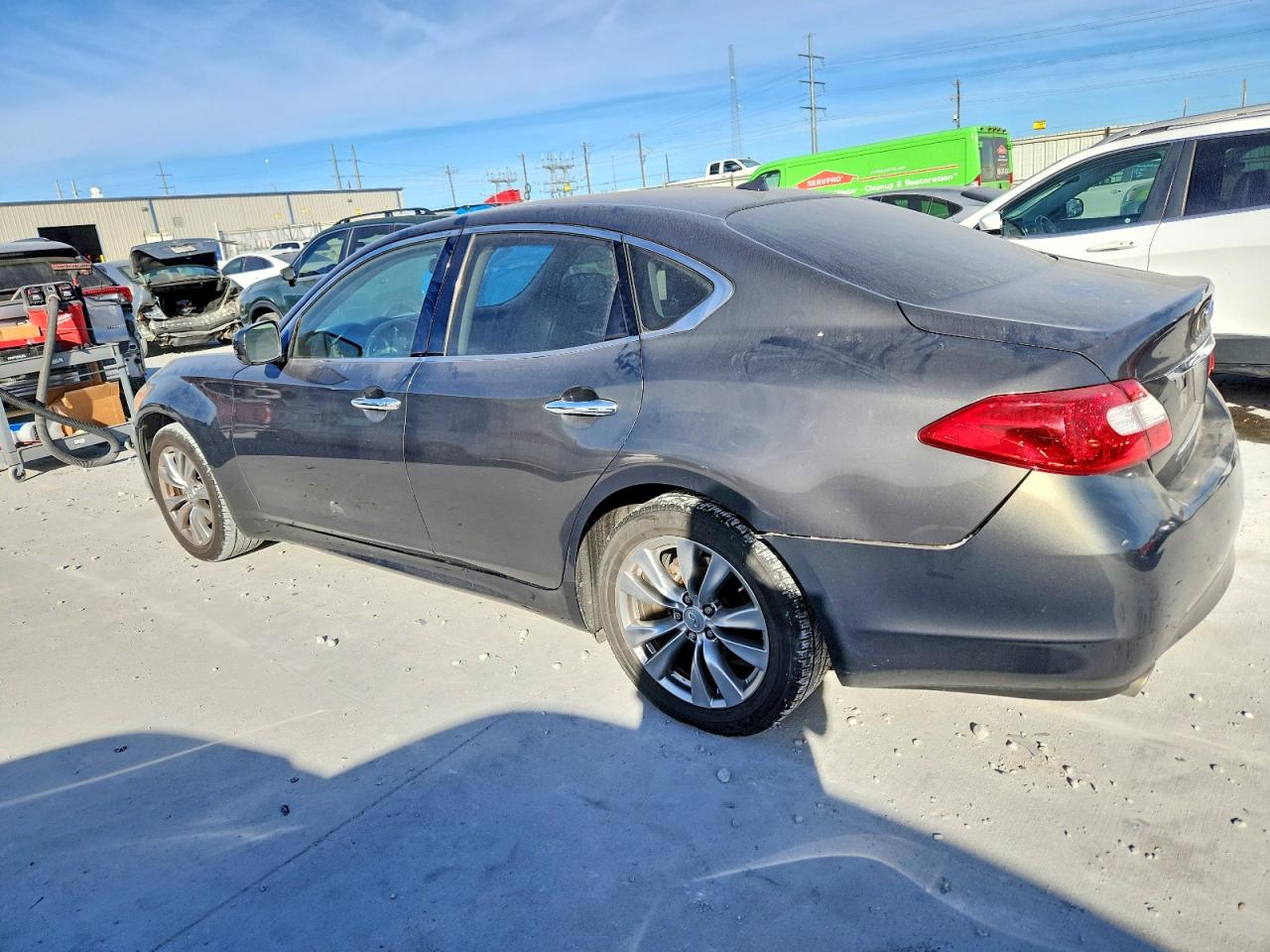 2012 INFINITI M37 photo 2