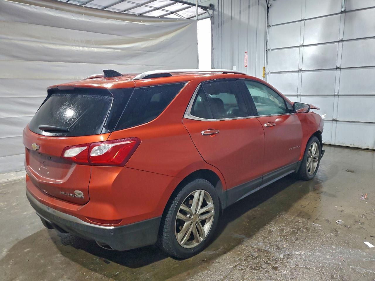 2020 CHEVROLET EQUINOX PREMIER photo 3
