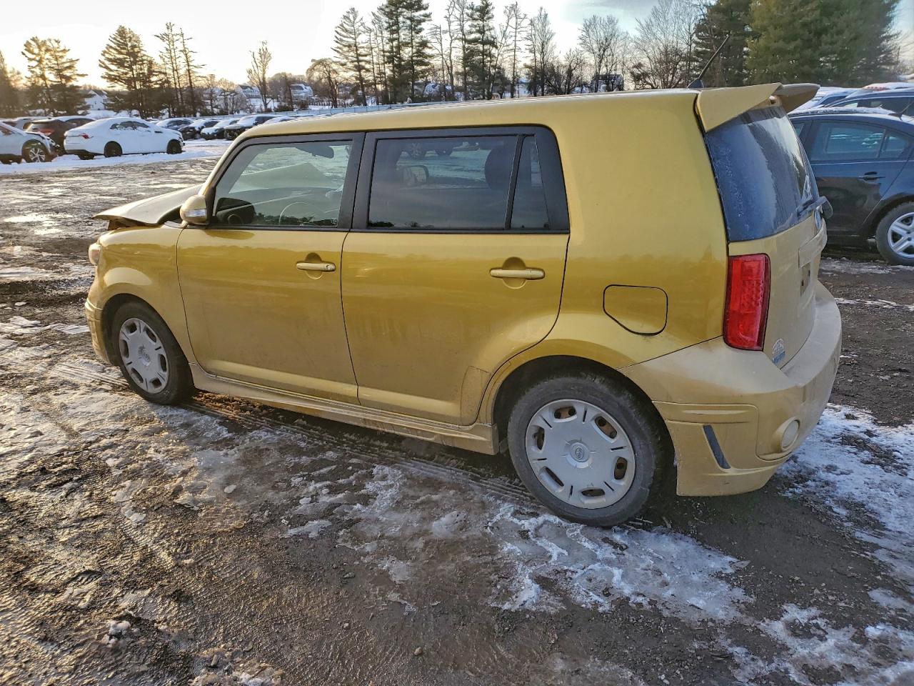 2008 TOYOTA SCION XB photo 3