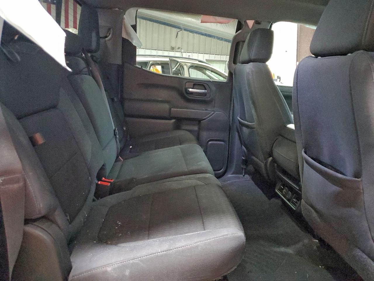 2020 CHEVROLET SILVERADO K1500 LT photo 28