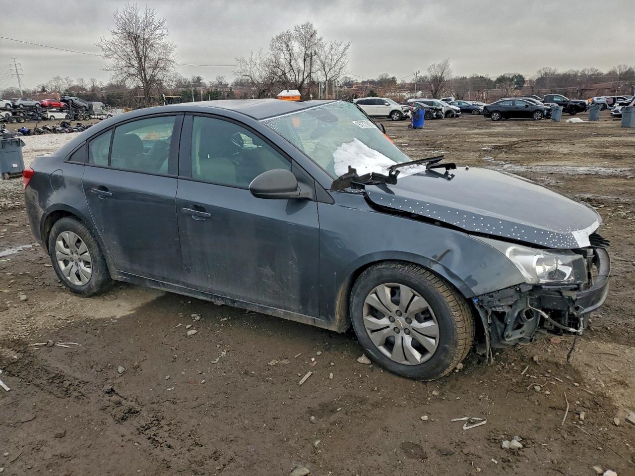 2013 CHEVROLET CRUZE LS photo 4