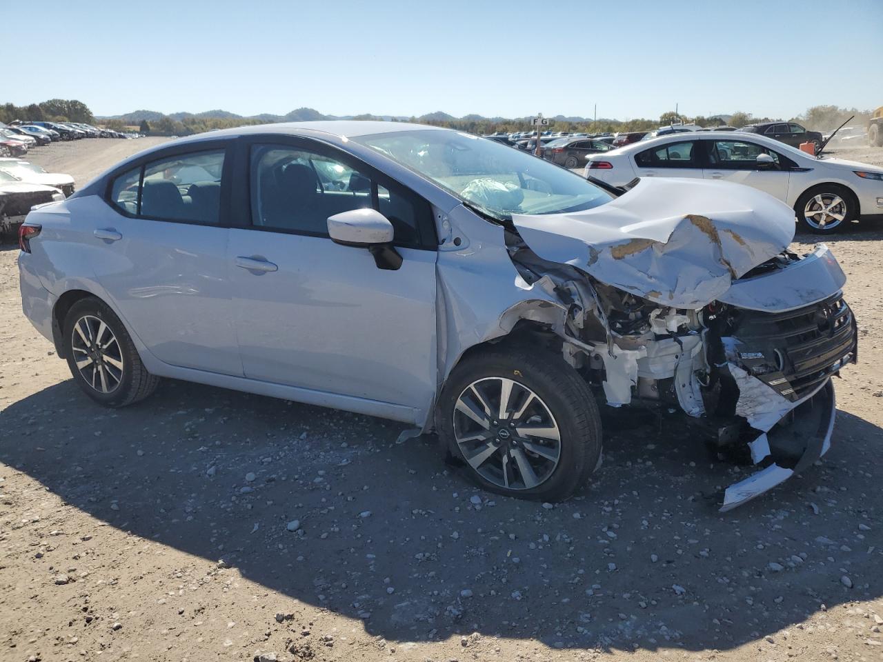 2024 NISSAN VERSA SV photo 4