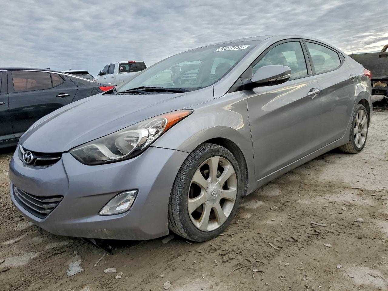 2012 HYUNDAI ELANTRA