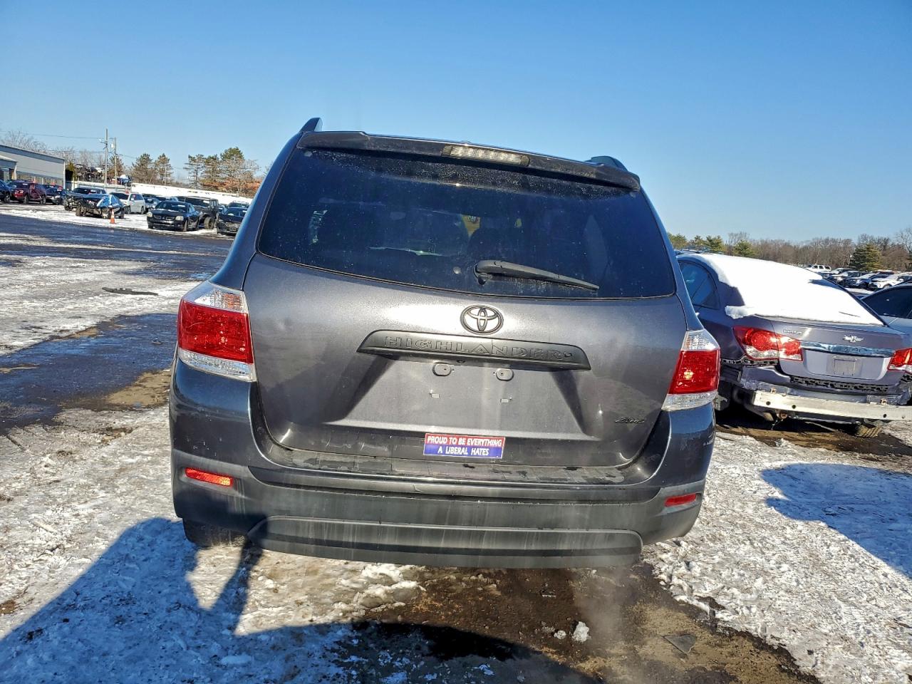 2011 TOYOTA HIGHLANDER BASE photo 11