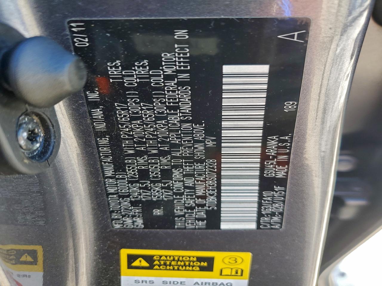 2011 TOYOTA HIGHLANDER BASE photo 27