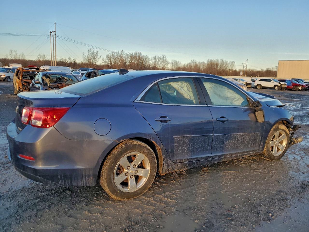 2014 CHEVROLET MALIBU LS photo 3