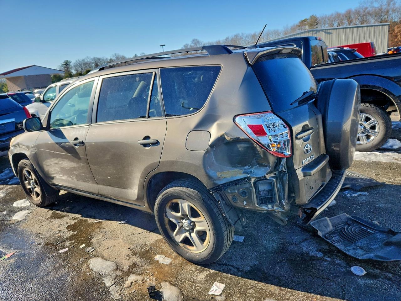 2012 TOYOTA RAV4 photo 3