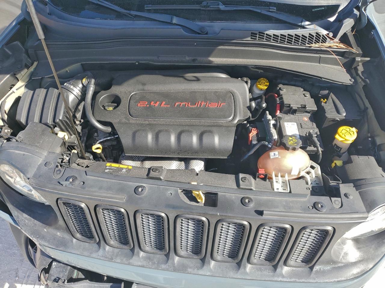 2017 JEEP RENEGADE TRAILHAWK photo 12