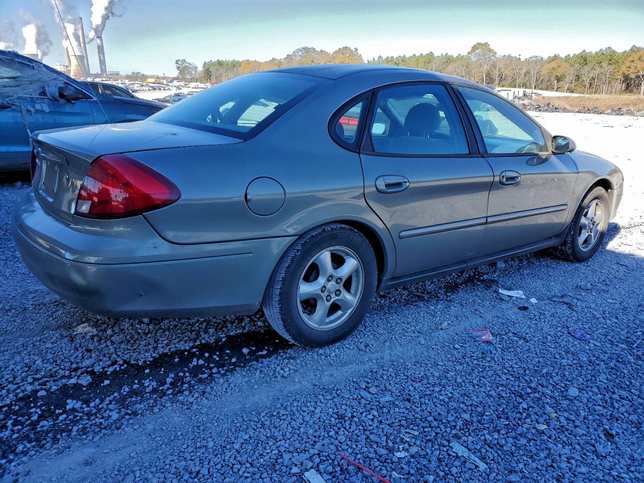 2003 FORD TAURUS SES photo 3
