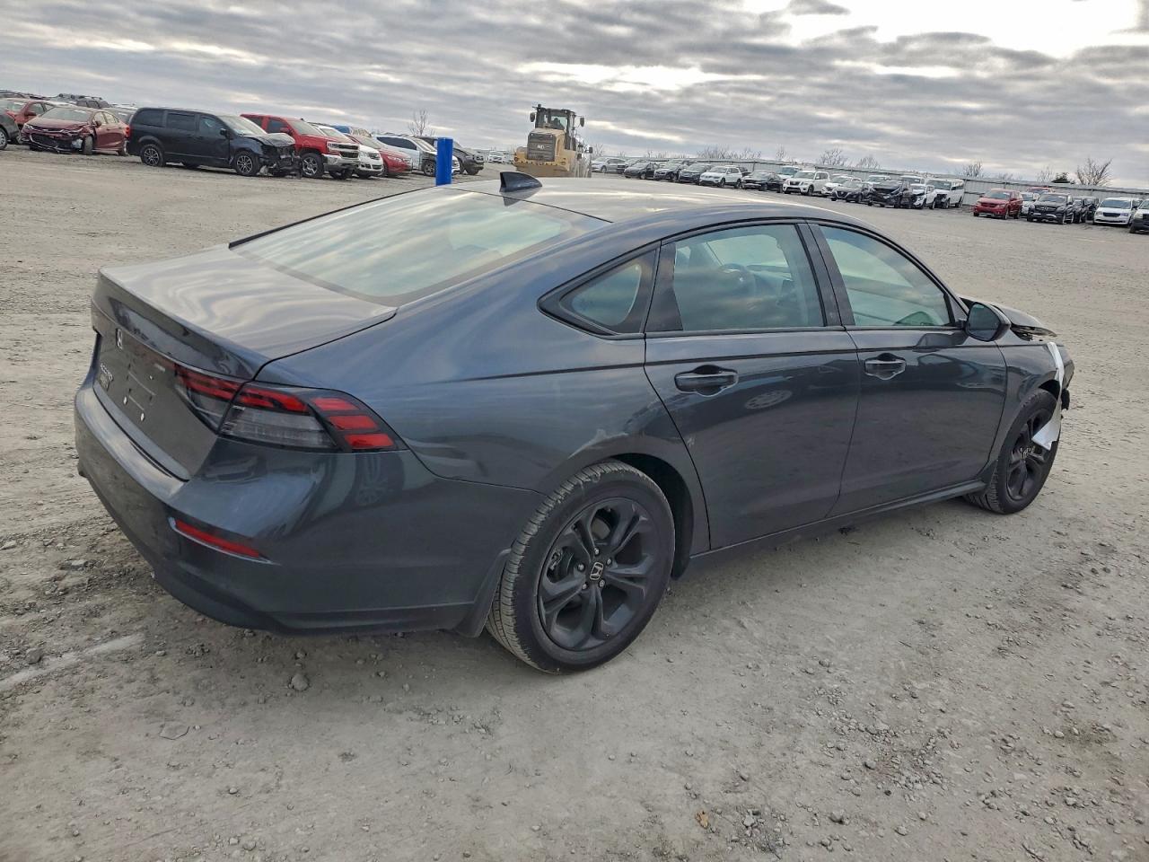 2025 HONDA ACCORD SE photo 5