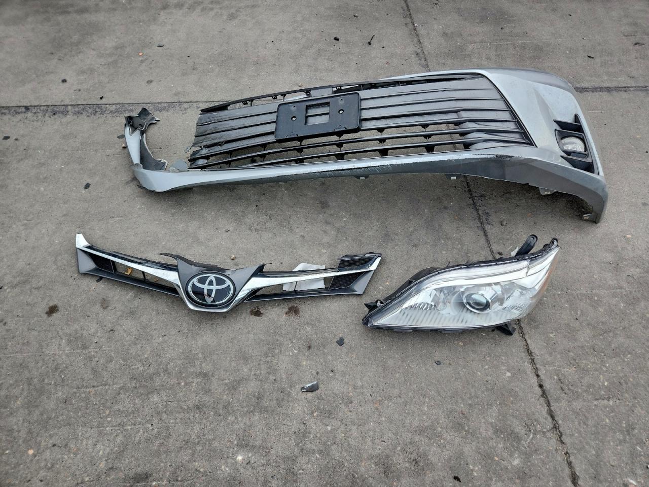 2020 TOYOTA SIENNA XLE photo 49