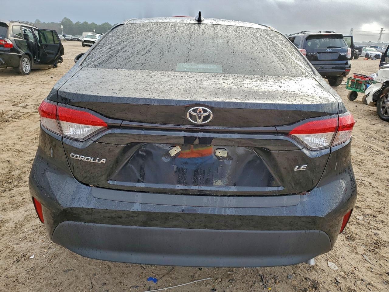 2025 TOYOTA COROLLA LE photo 6