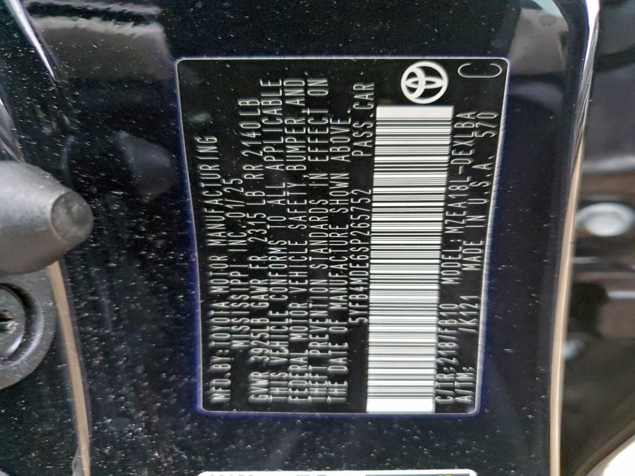2025 TOYOTA COROLLA LE photo 13