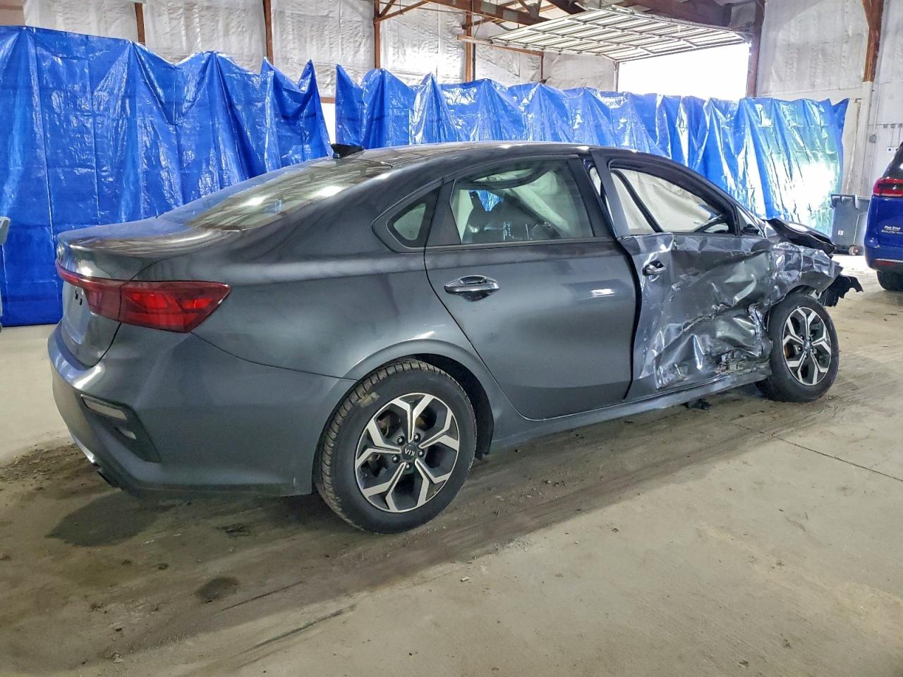 2020 KIA FORTE FE photo 3
