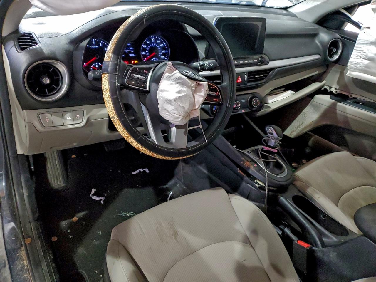 2020 KIA FORTE FE photo 8