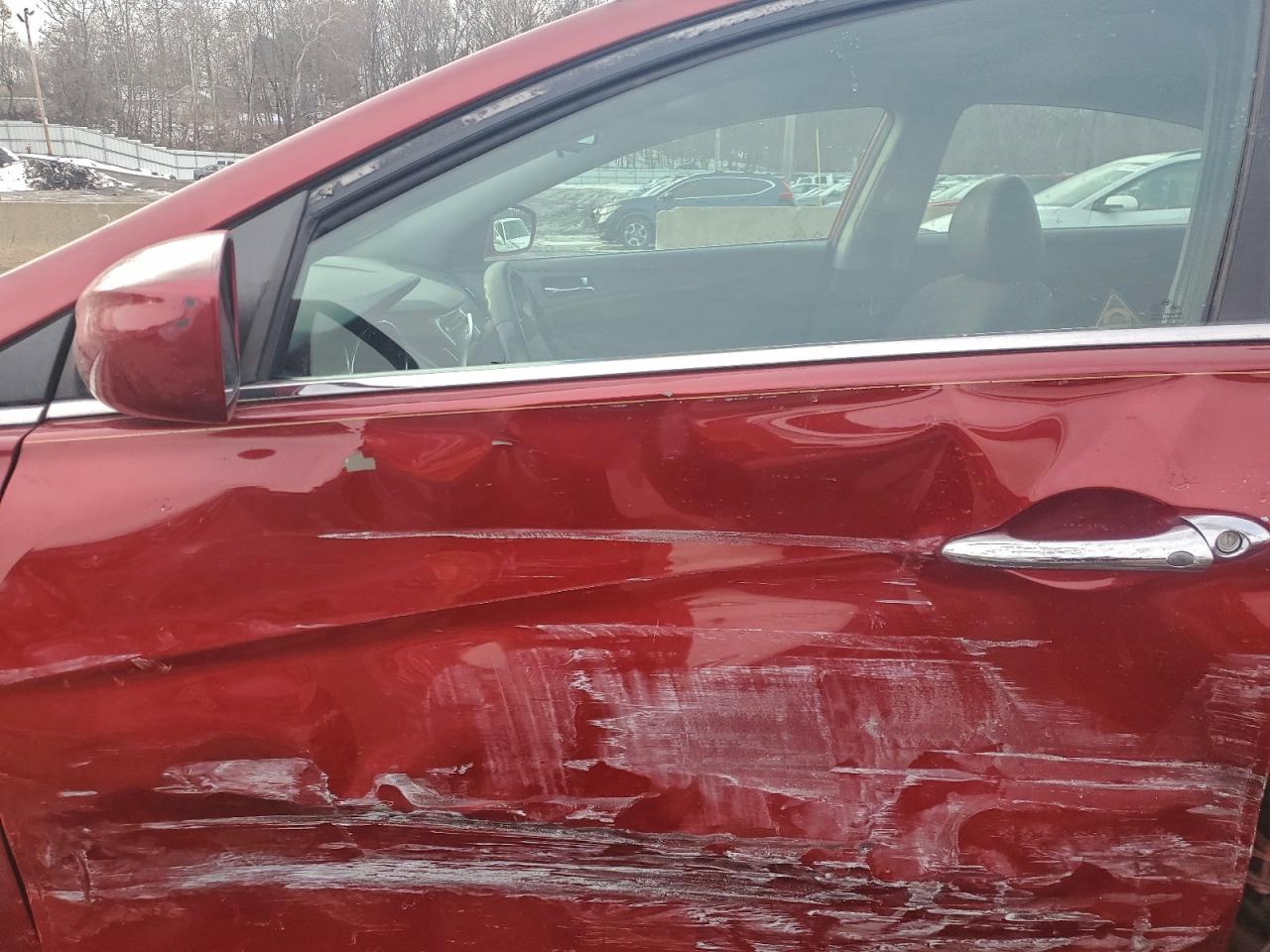 2013 HYUNDAI SONATA SE photo 13