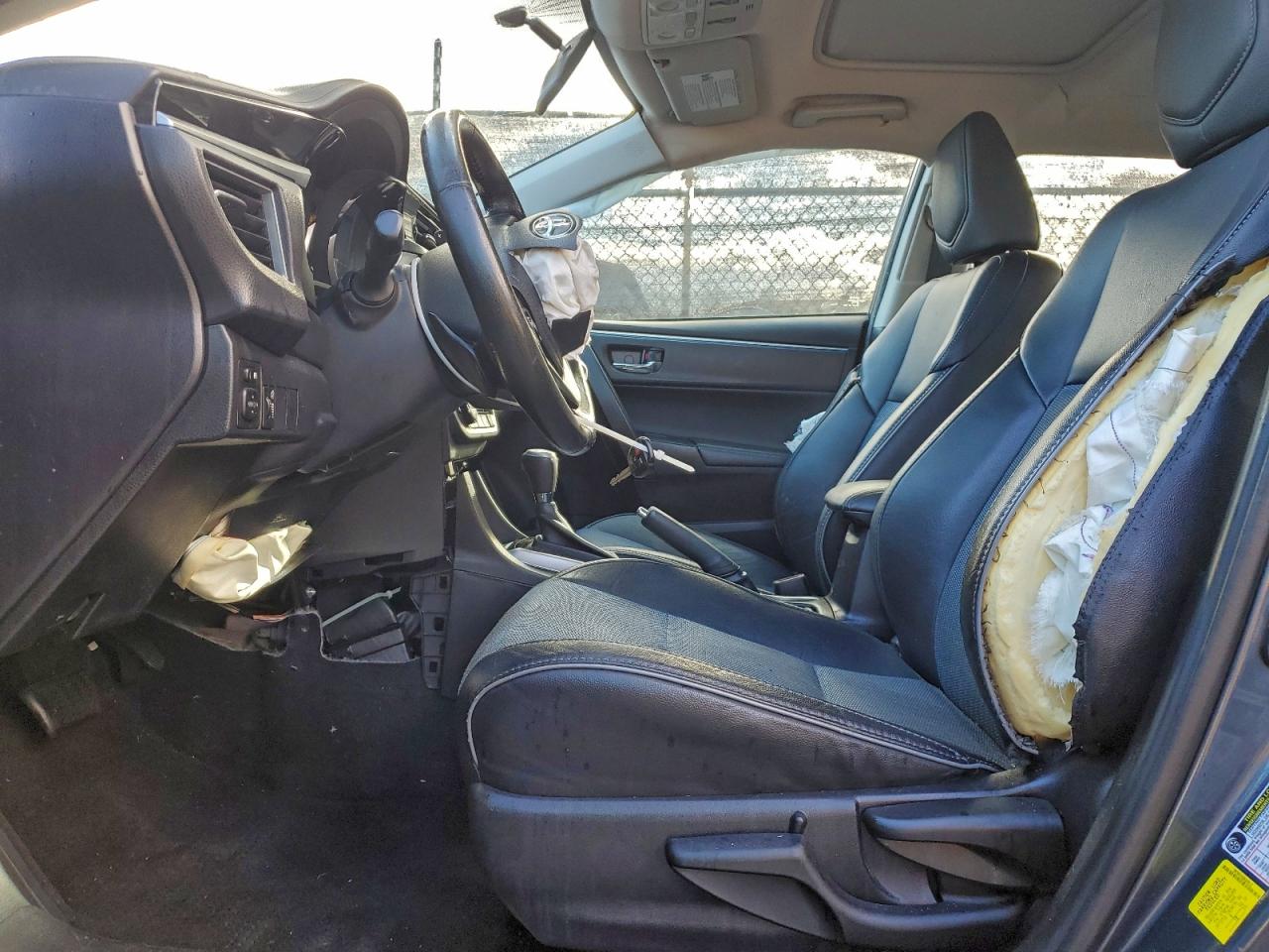 2016 TOYOTA COROLLA L photo 19