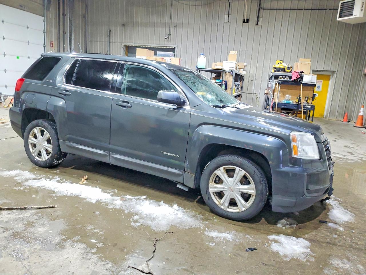 2017 GMC TERRAIN SLE photo 10