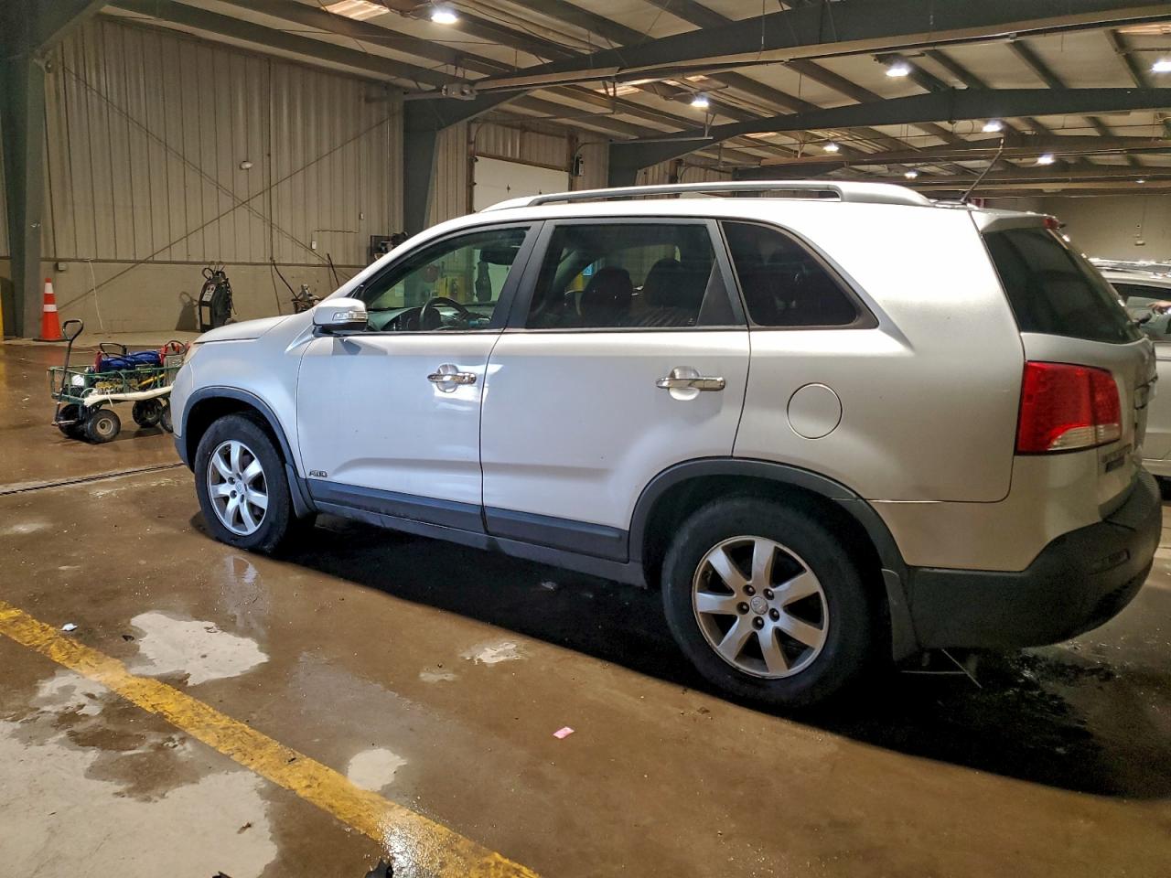 2011 KIA SORENTO BASE photo 4
