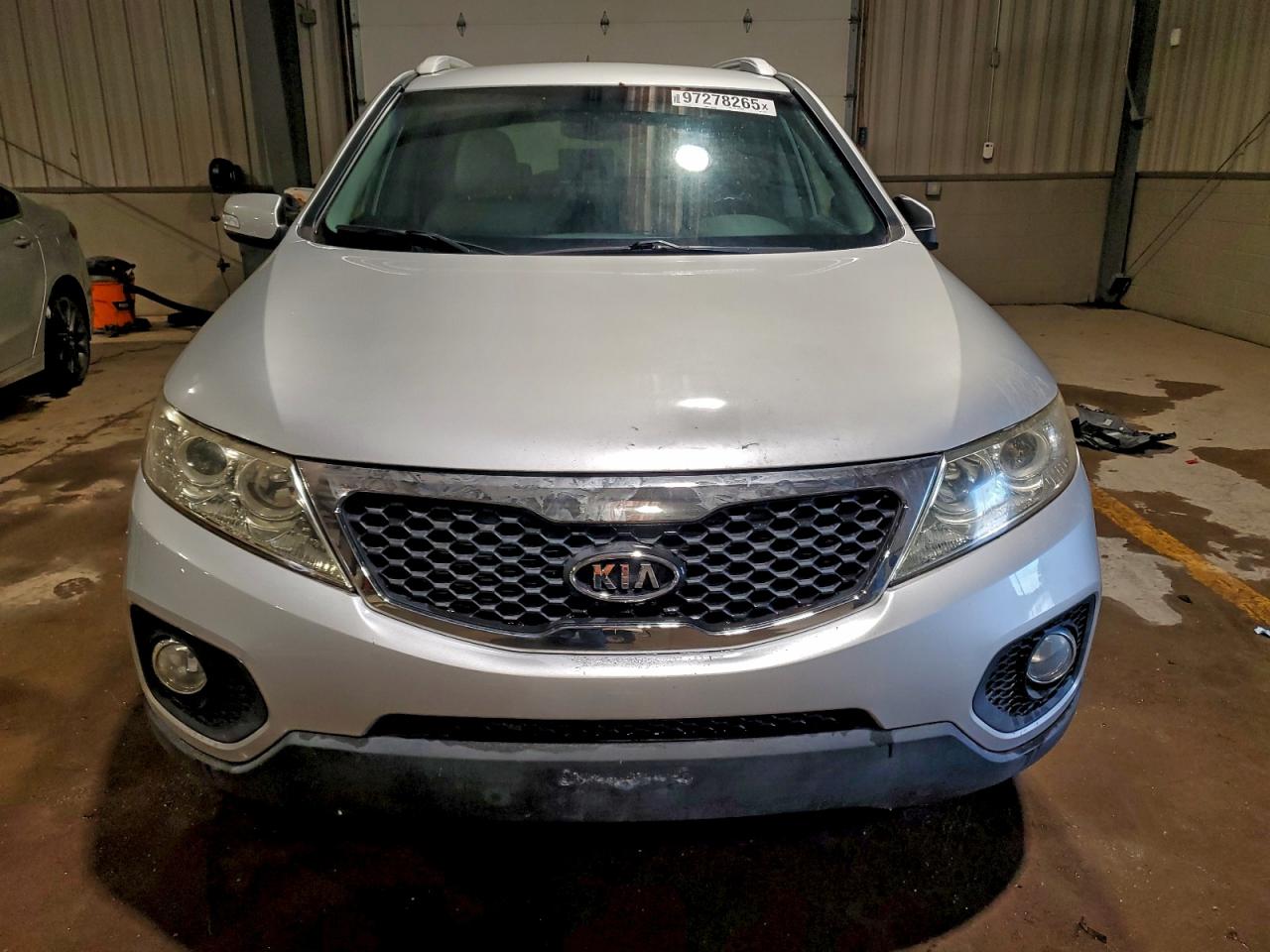 2011 KIA SORENTO BASE photo 13