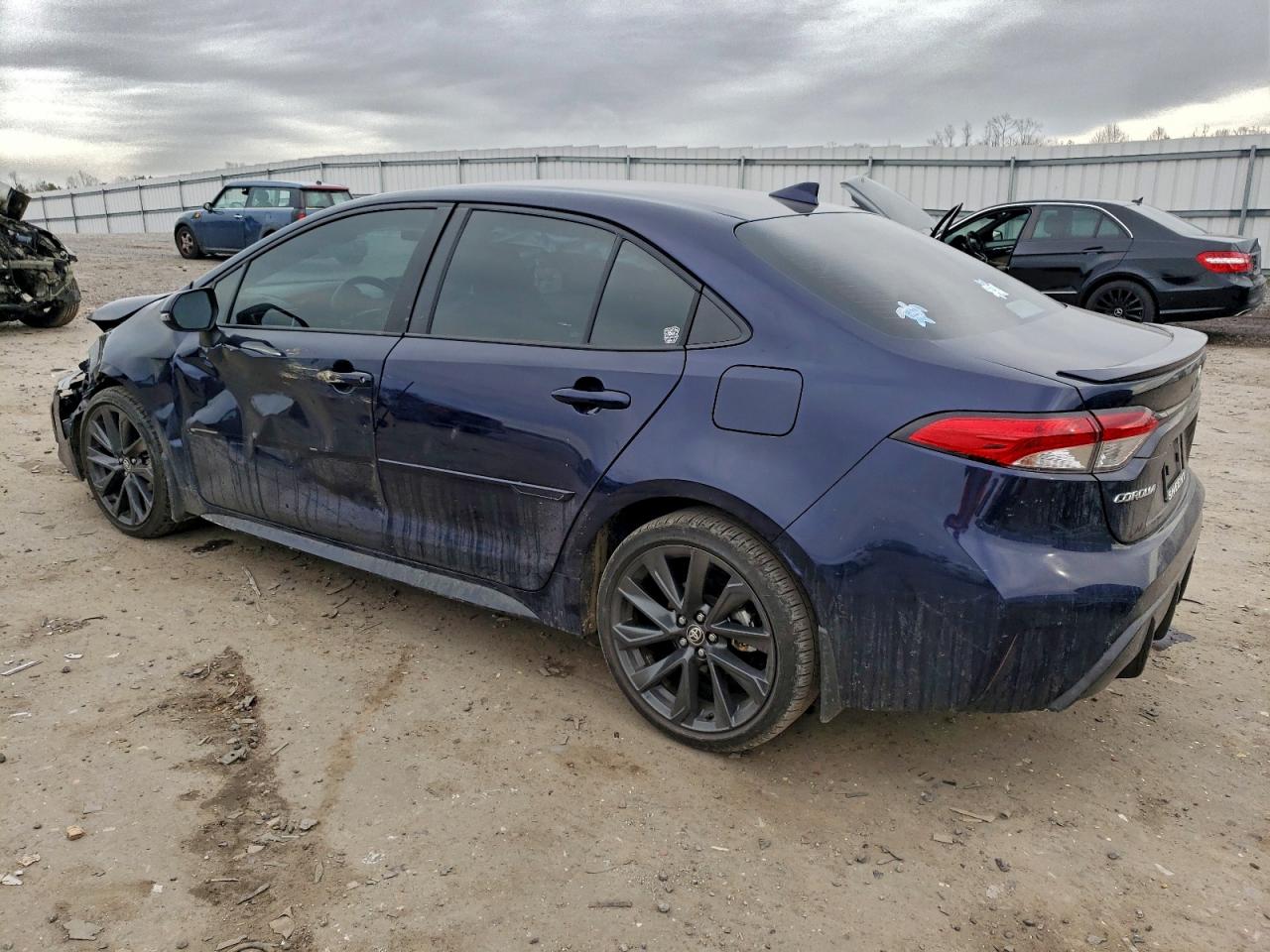2025 TOYOTA COROLLA SE photo 3