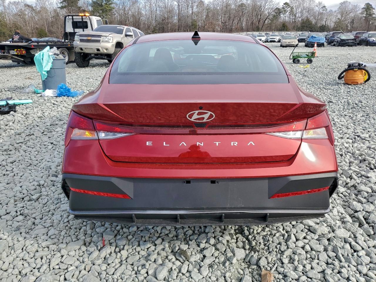 2025 HYUNDAI ELANTRA SE photo 11