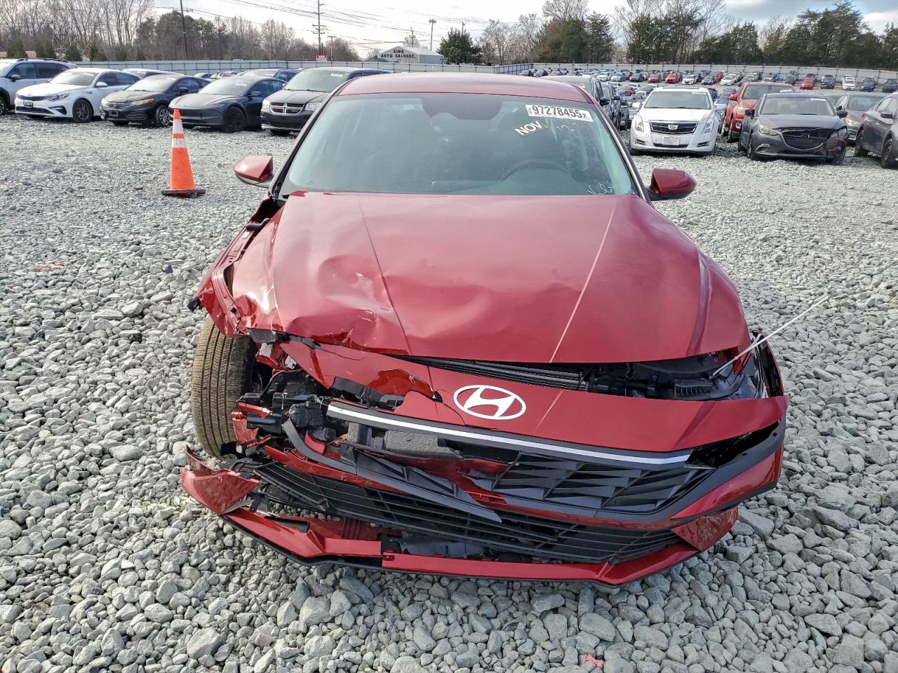 2025 HYUNDAI ELANTRA SE photo 9