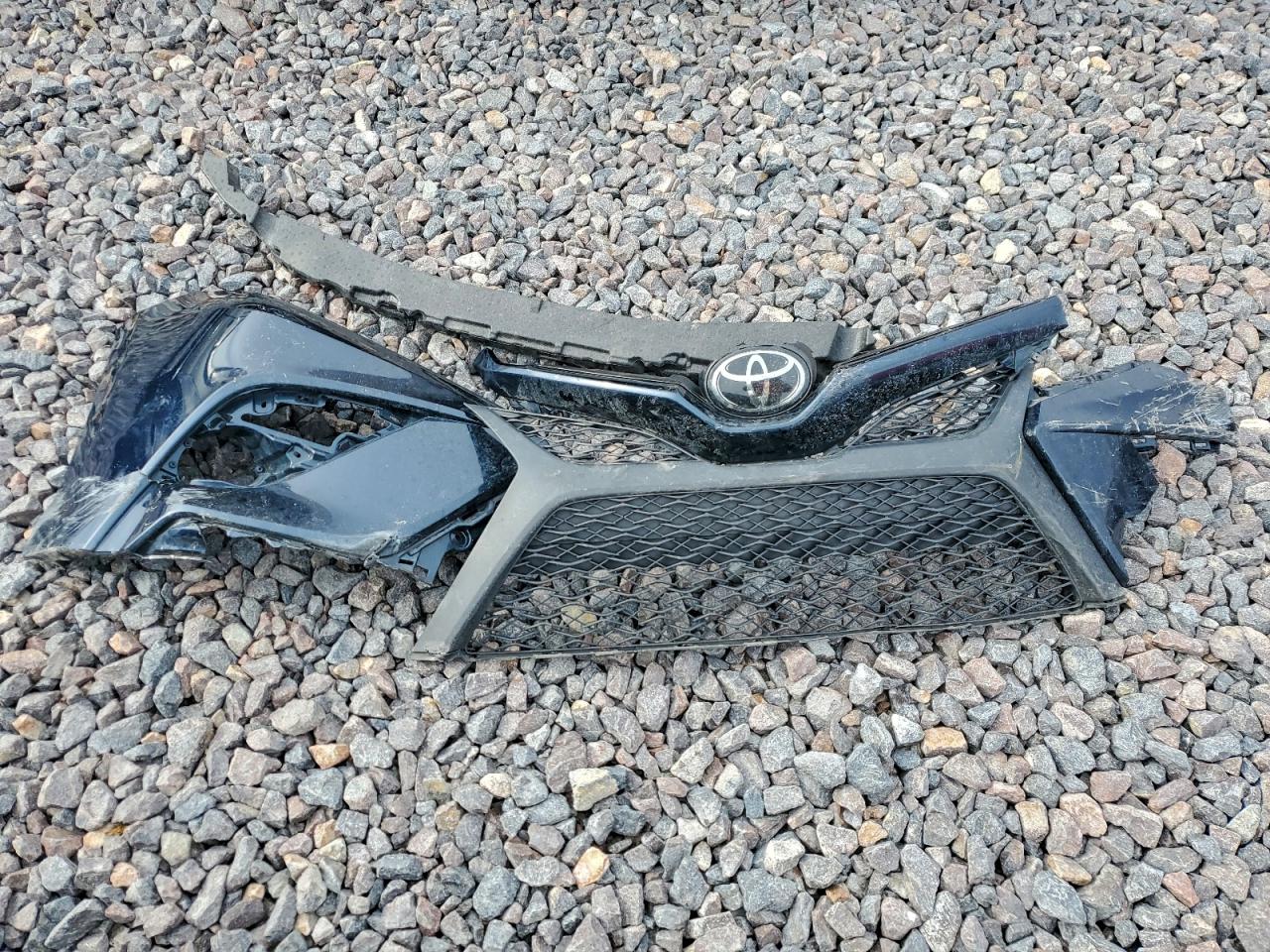 2019 TOYOTA CAMRY L photo 12