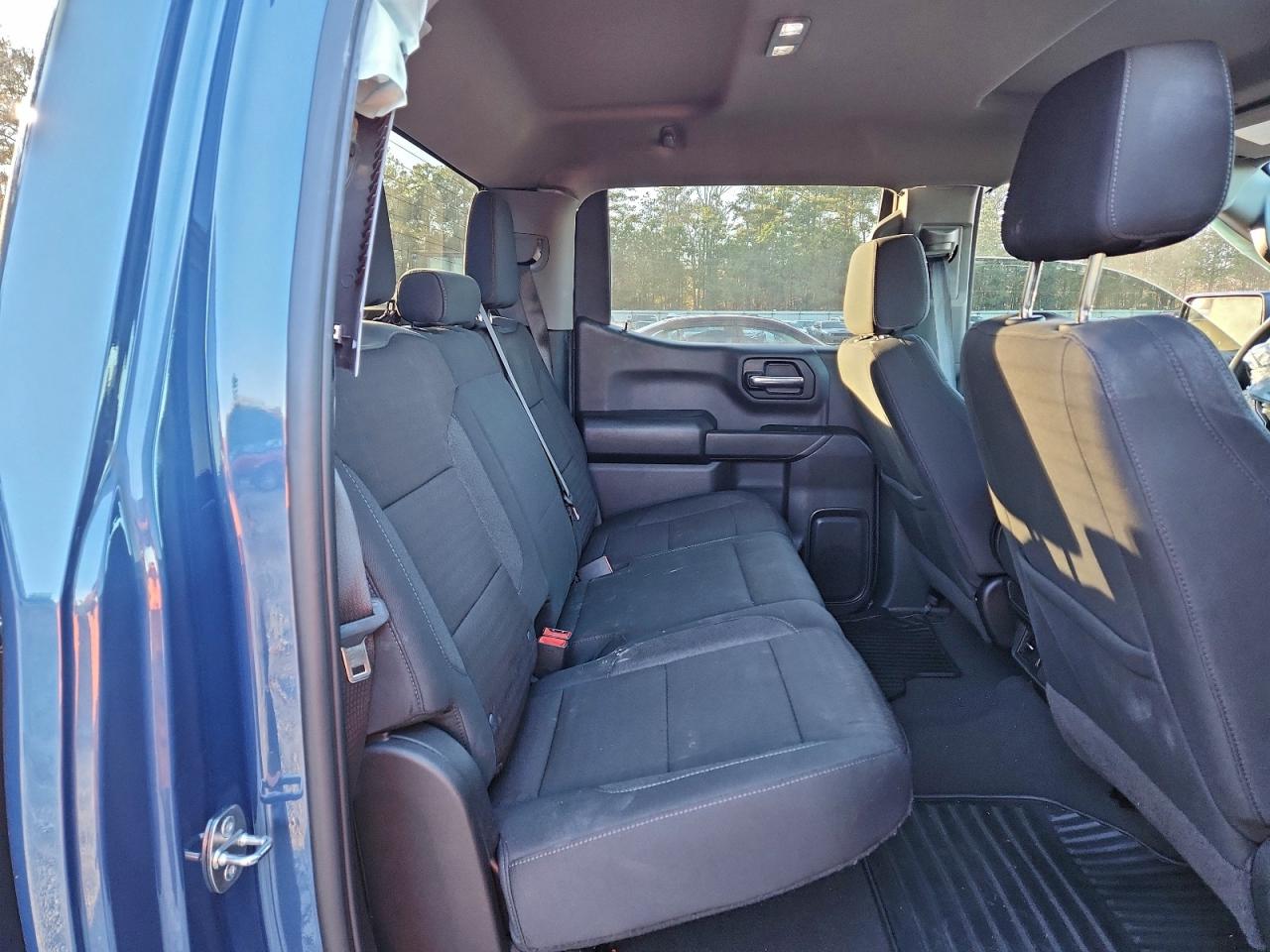 2024 CHEVROLET SILVERADO C1500 CUSTOM photo 10