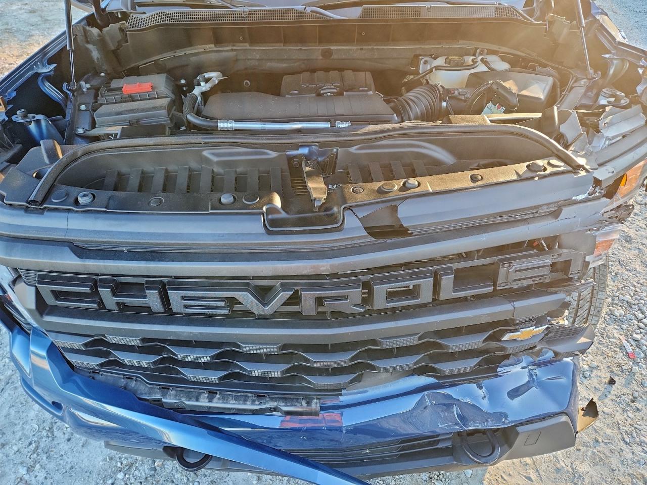 2024 CHEVROLET SILVERADO C1500 CUSTOM photo 11