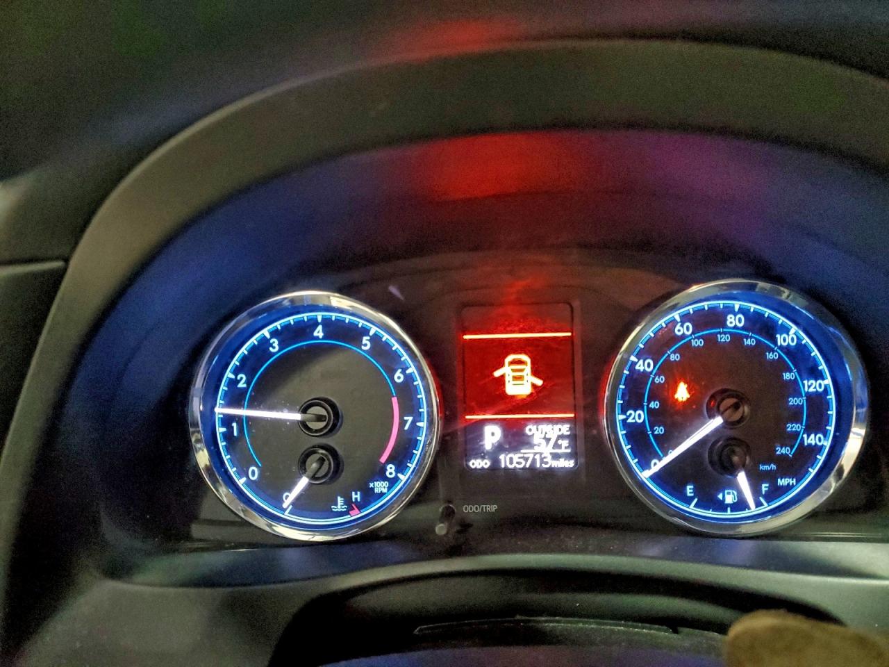 2017 TOYOTA COROLLA L photo 17