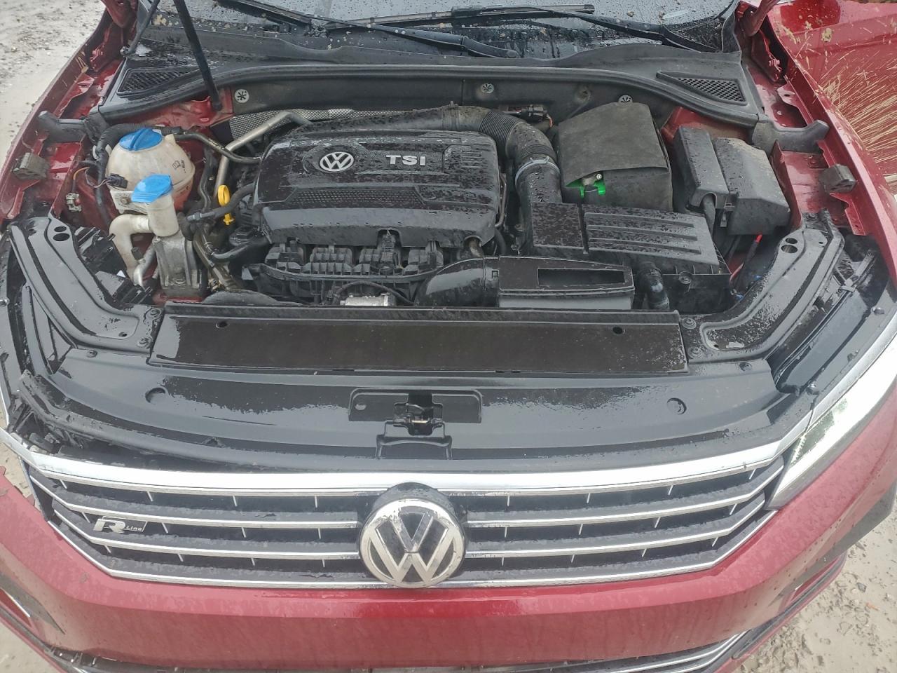 2017 VOLKSWAGEN PASSAT R-LINE photo 11