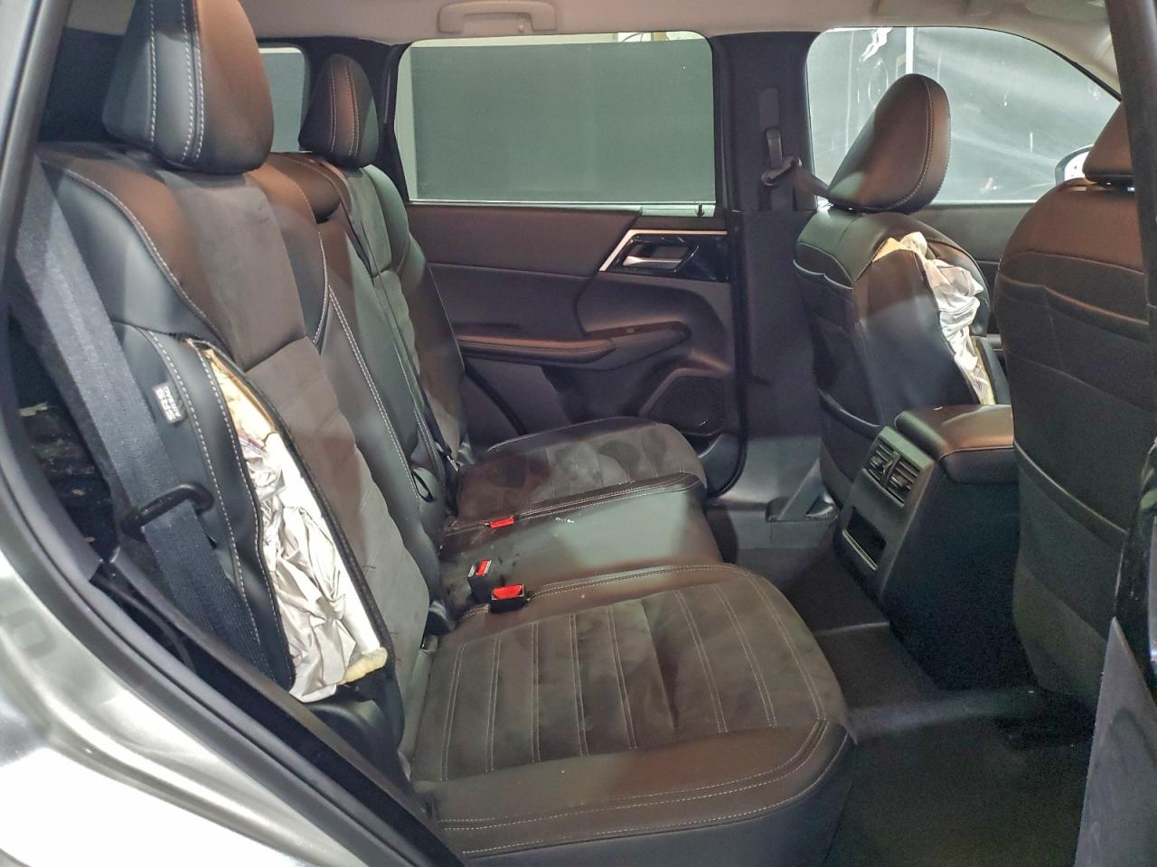 2024 MITSUBISHI OUTLANDER SE photo 21
